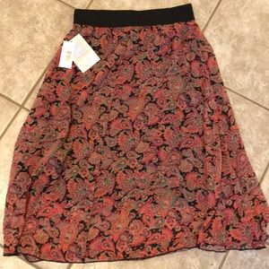 NWT XS LuLaRoe paisley Lola skirt